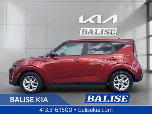Mars Orange 2023 Kia Soul LX