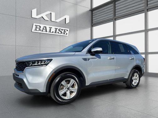 2022 Kia Sorento LX