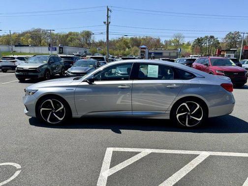 2022 Honda Accord Hybrid Base