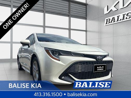Blizzard Pearl 2019 Toyota Corolla SE