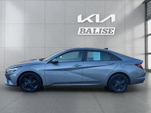 2022 Hyundai ELANTRA HEV Blue