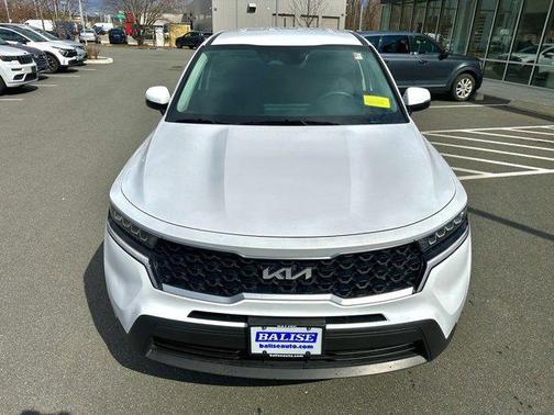 2023 Kia Sorento LX