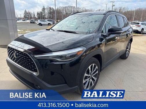 Jet Black 2025 Toyota Corolla Cross XLE