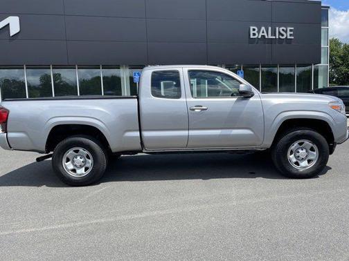 2018 Toyota Tacoma SR