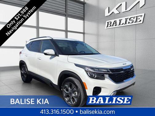 Snow White Pearl 2024 Kia Seltos S