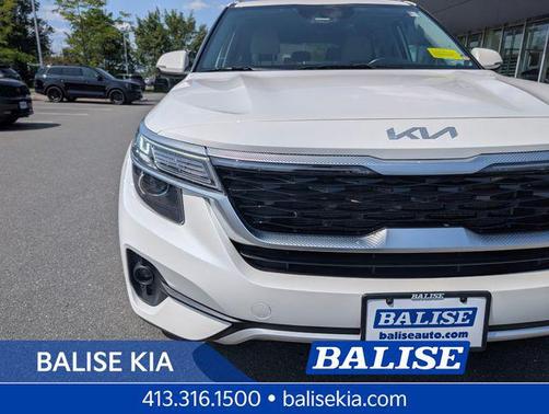Snow White Pearl 2022 Kia Seltos EX