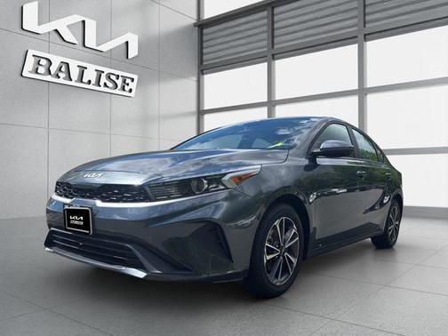 Gravity Gray 2024 Kia Forte LXS