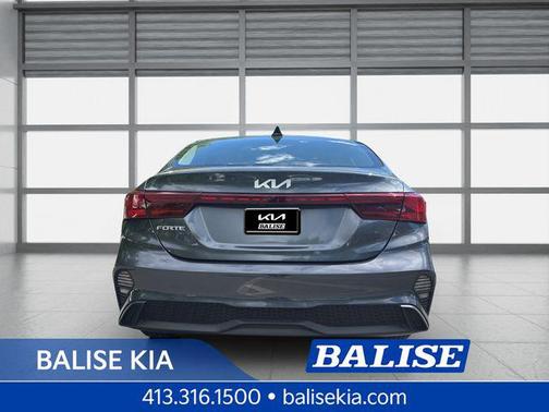 Gravity Gray 2024 Kia Forte LXS
