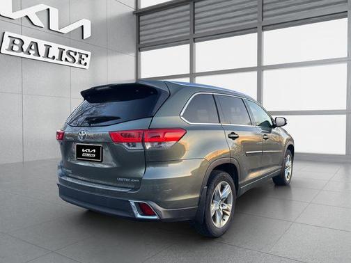 2018 Toyota Highlander Limited