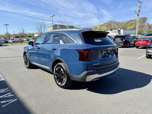 2025 Kia Sorento S