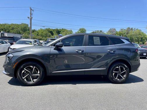 2023 Kia Sportage Hybrid LX