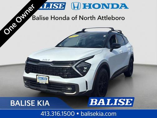 Glacier White Pearl/Ebony Black Roof 2024 Kia Sportage S