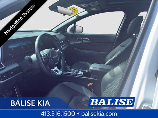Glacier White Pearl/Ebony Black Roof 2024 Kia Sportage S
