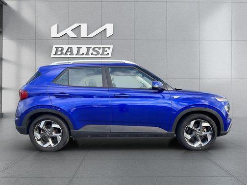2022 Hyundai VENUE Limited