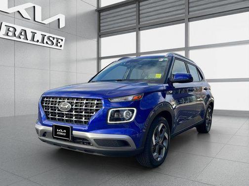2022 Hyundai VENUE Limited
