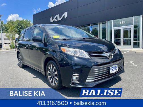 2018 Toyota Sienna XLE