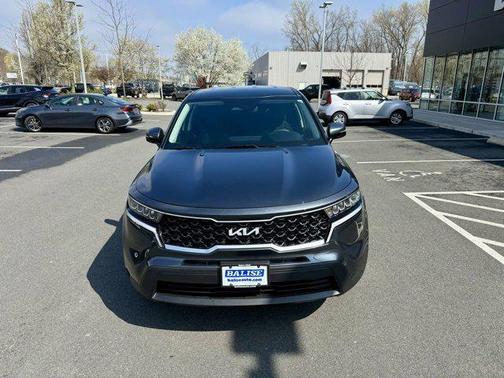 2022 Kia Sorento LX