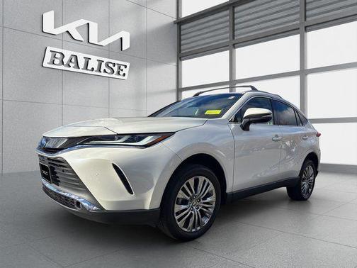 2022 Toyota Venza XLE