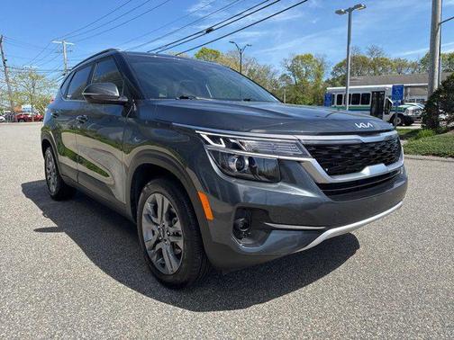 2023 Kia Seltos S