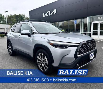 2023 Toyota Corolla Cross XLE