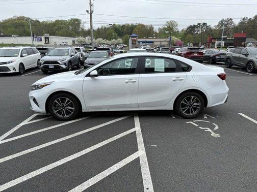 2022 Kia Forte LXS