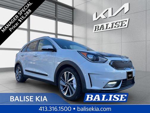 Snow White Pearl 2019 Kia Niro Touring