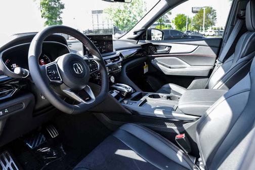 2025 Acura MDX 