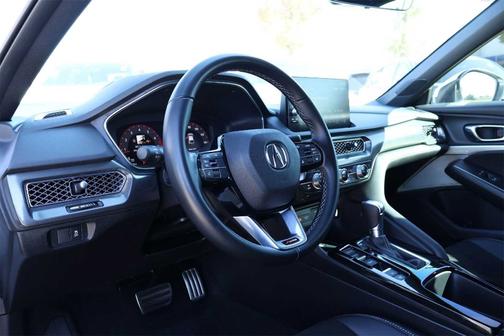 2023 Acura Integra 