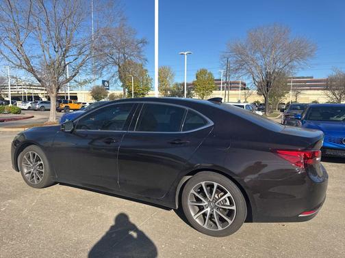2017 Acura TLX 