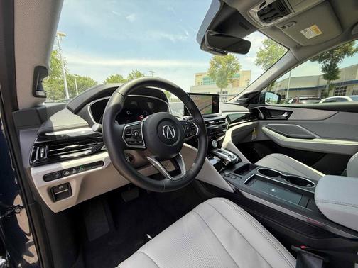 2025 Acura MDX