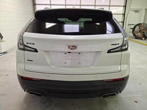 2023 Cadillac XT4 Sport