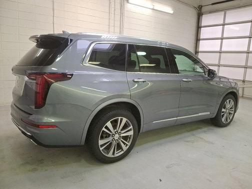 2022 Cadillac XT6 Premium Luxury AWD