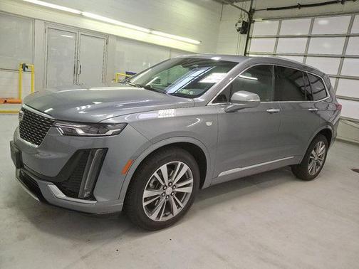 2022 Cadillac XT6 Premium Luxury AWD