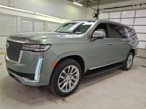 2023 Cadillac Escalade ESV Premium Luxury