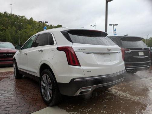 2025 Cadillac XT5 Premium Luxury