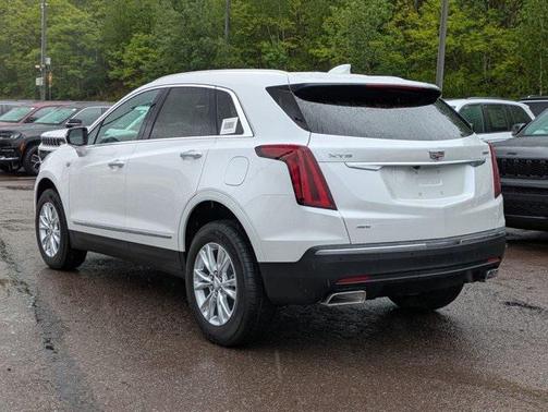 2025 Cadillac XT5 Luxury