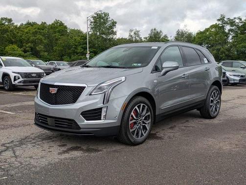 2025 Cadillac XT5 Sport