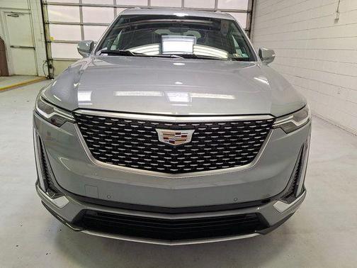Argent Silver Metallic 2023 Cadillac XT6 Premium Luxury AWD