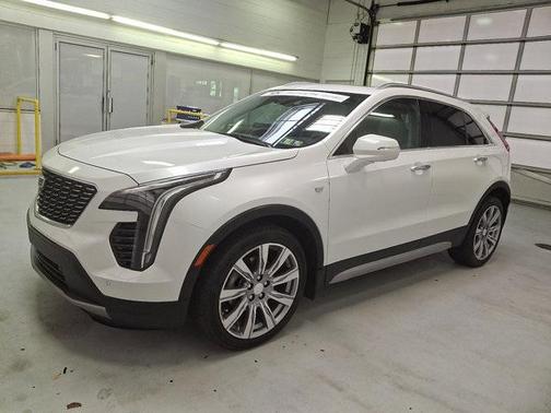 2020 Cadillac XT4 Premium Luxury