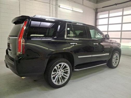 2020 Cadillac Escalade Luxury