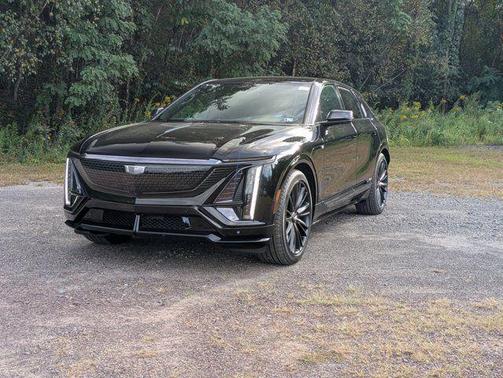 Stellar Black Metallic 2026 Cadillac LYRIQ V