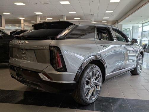 2025 Cadillac OPTIQ Luxury