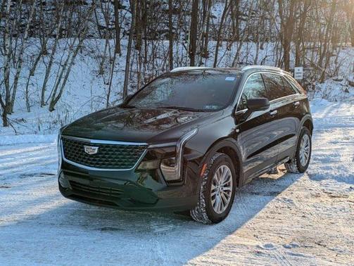 2025 Cadillac XT4 Premium Luxury