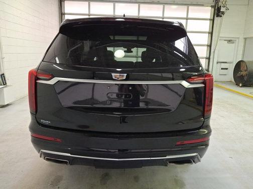 2021 Cadillac XT6 Luxury AWD