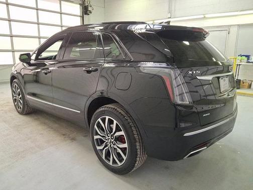 2023 Cadillac XT5 Sport