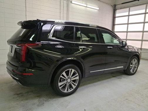 2025 Cadillac XT6 Premium Luxury AWD