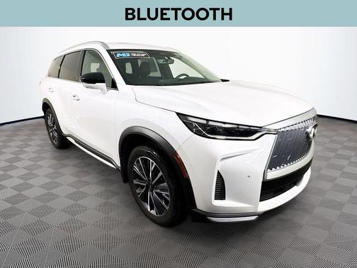 Radiant White 2026 INFINITI QX60 Luxe