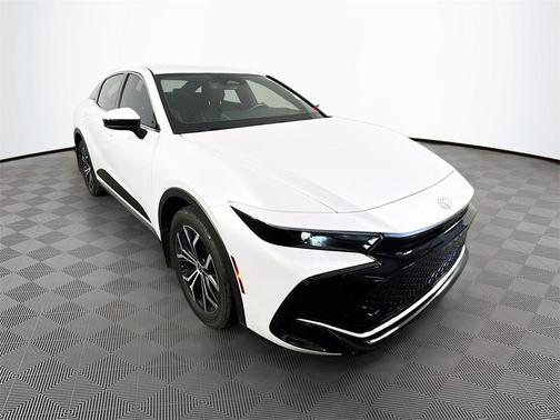 2023 Toyota Crown XLE