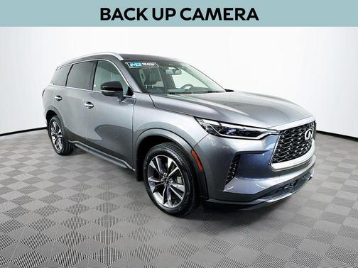 2022 INFINITI QX60 Luxe
