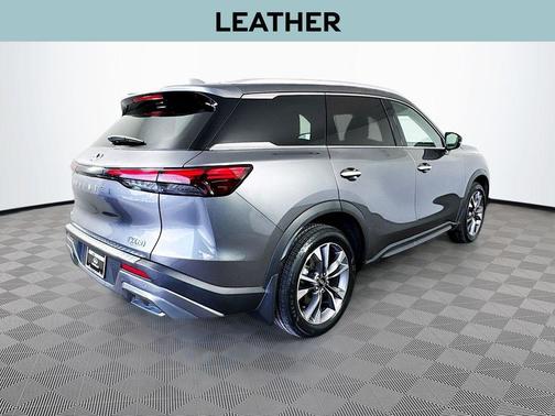 2022 INFINITI QX60 Luxe